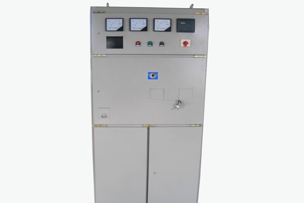 金门控制柜-使用3683控制柜前进行这些检查